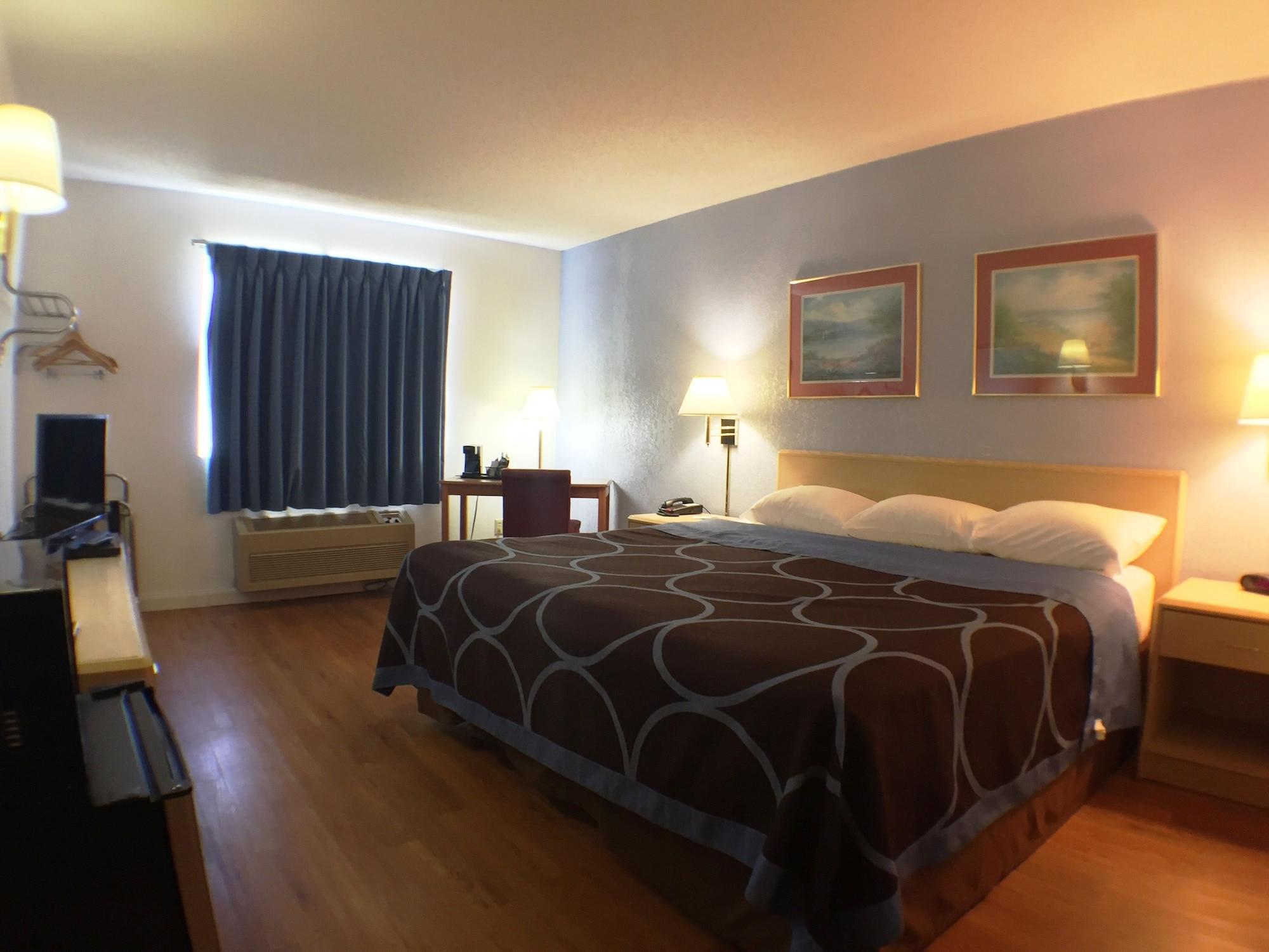 Hotel Super 8 By Wyndham Webster/rochester