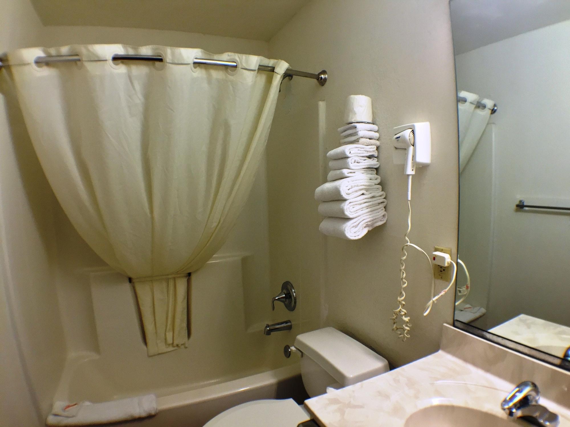 Super 8 By Wyndham Webster/rochester Hotel